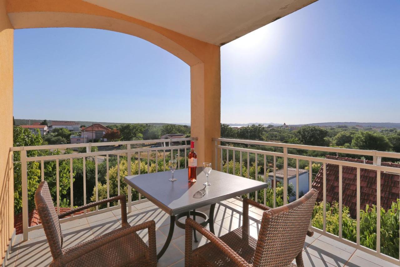 Villa Tade Debeljak Extérieur photo