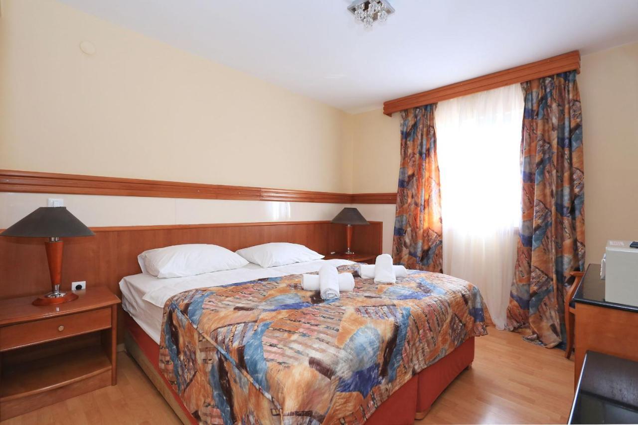 Villa Tade Debeljak Extérieur photo